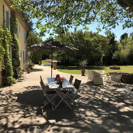 Bed & Breakfast Mas Li Doumenge *